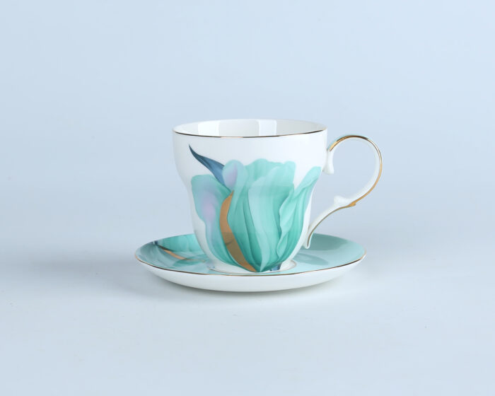 70171 Elevate Your Tea Time with Our Exquisite Tulip Cup&saucer– A Floral Masterpiece for Discerning Tea Lovers - Image 5