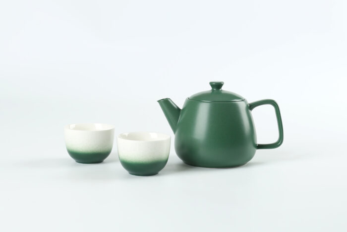 71123 Classic Green Ceramic Teapot