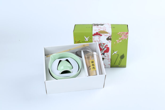 80403 Premium Matcha Tea Bowl with Pouring Spout - Image 3