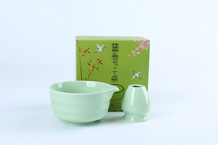 80403 Premium Matcha Tea Bowl with Pouring Spout - Image 2