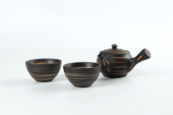 70043 Authentic Japanese Ceramic Tea Set - Image 2