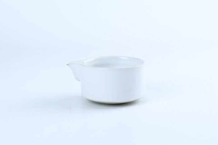 80430 Premium Matcha Tea Bowl with Pouring Spout - Image 6