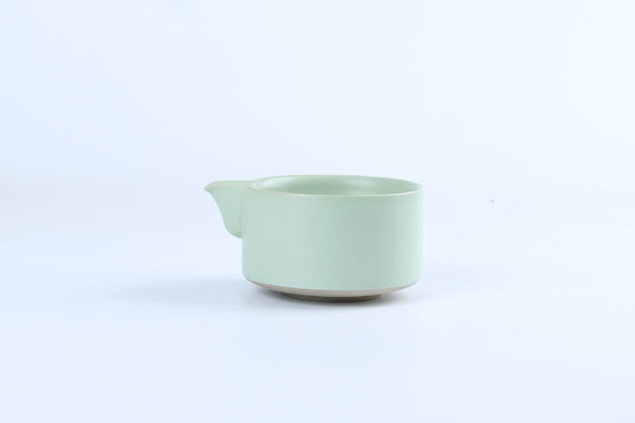 80430 Premium Matcha Tea Bowl with Pouring Spout - Image 4