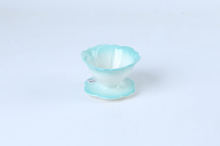 80523 Petals Pour-Over Ceramic Coffee Dripper - Image 4