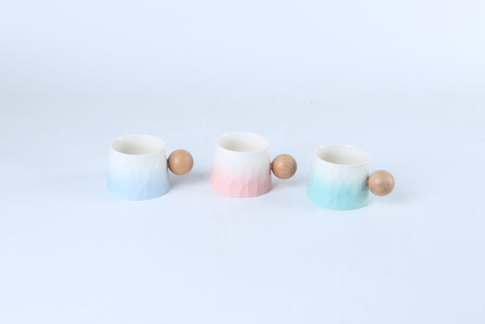 80524 Artisanal Ceramic Coffee Mug with a Round Wooden Handle